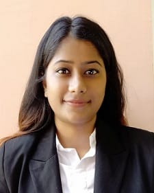 Adv. Saloni Sinha